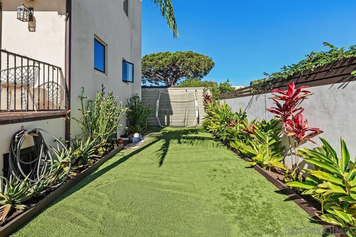 https://cdn.realtyfeed.com/cdn/127/260024991/14b93d4eadb3ee9a80b3f1d333d56198.webp