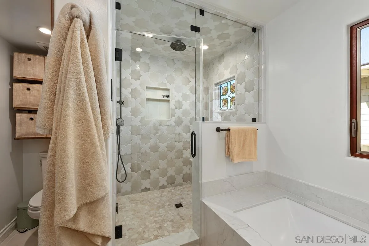 https://cdn.realtyfeed.com/cdn/127/260024991/287bf8b42f9ec1b862619f75b0eab34e.webp