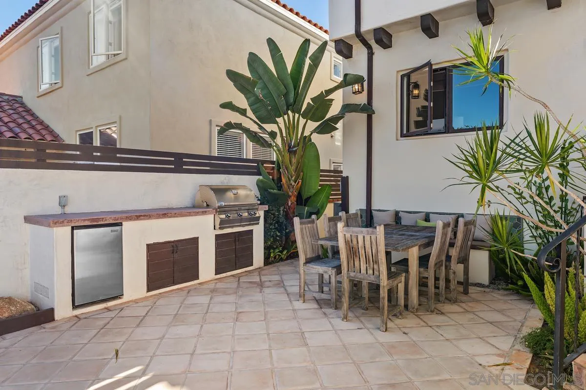 https://cdn.realtyfeed.com/cdn/127/260024991/3c74ee65a13dc285c0ec0e40c0aacc19.webp