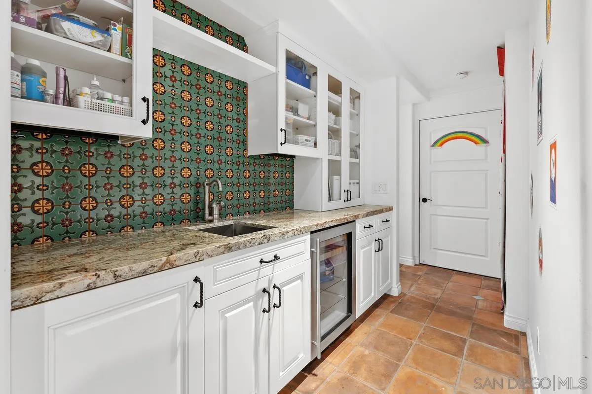 https://cdn.realtyfeed.com/cdn/127/260024991/685d40241b694b25d54ae01b81faa690.webp
