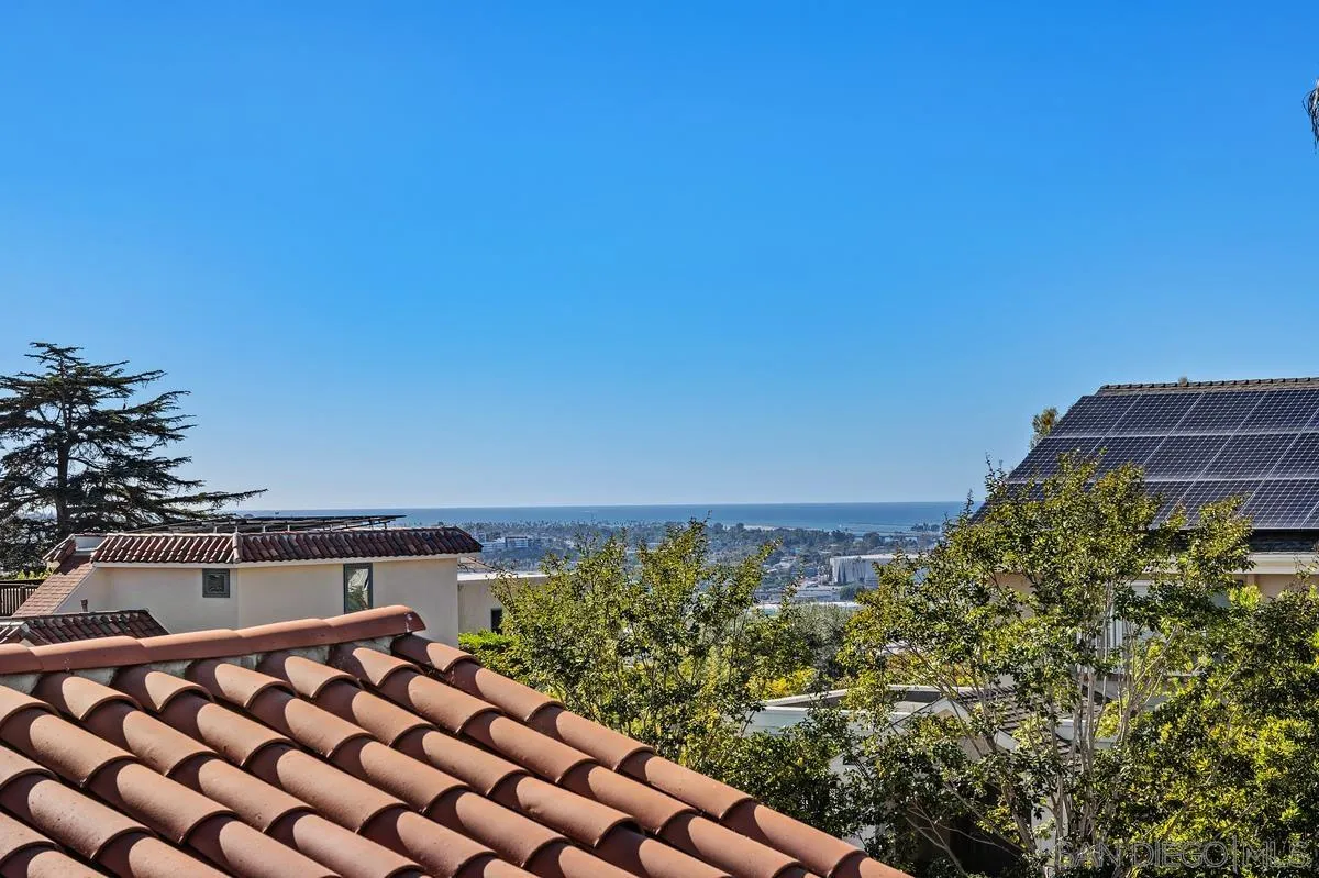 https://cdn.realtyfeed.com/cdn/127/260024991/eb9e4a3f39dac7d672e9bb9ef6ca4195.webp
