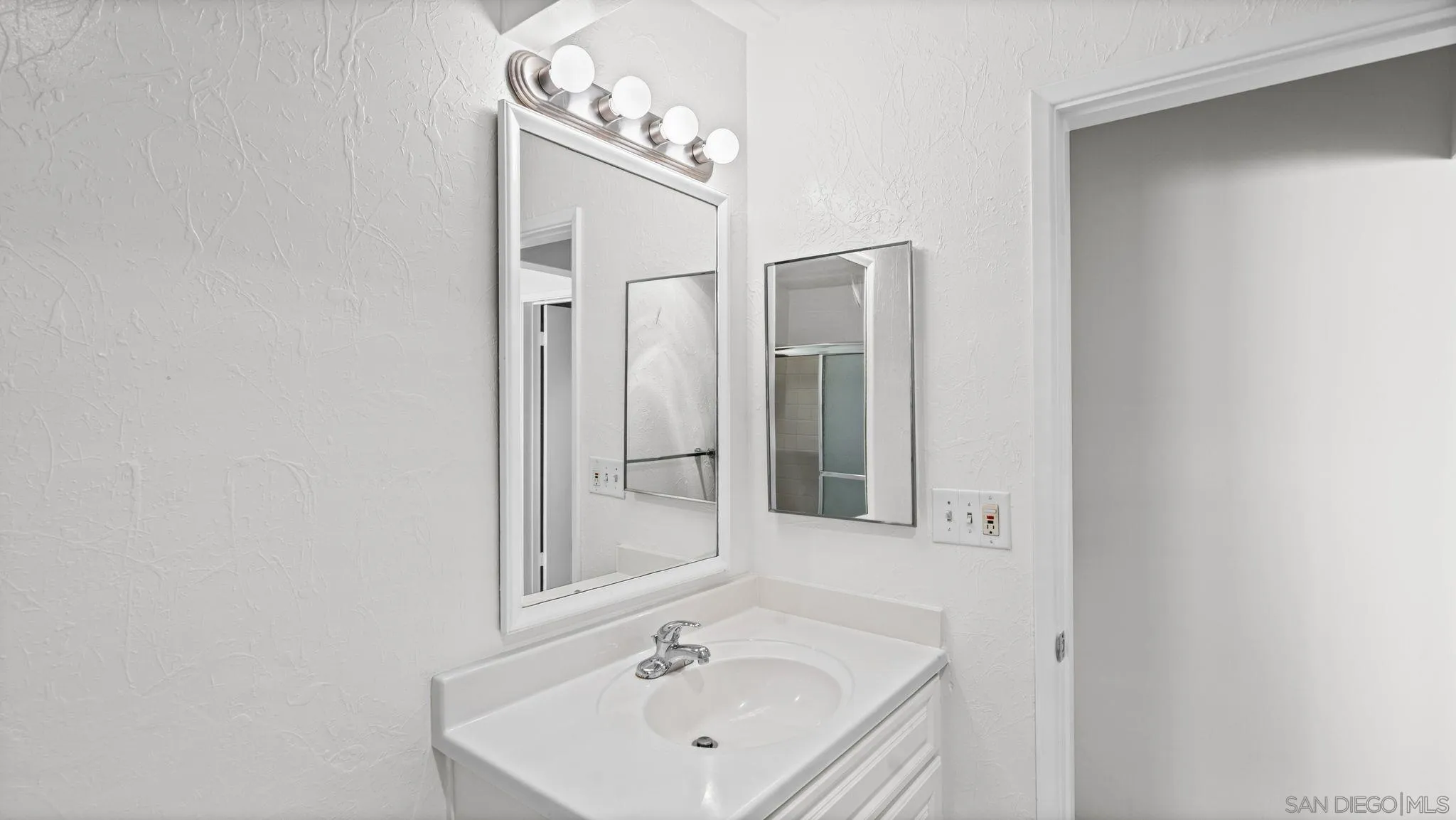 5750 Amaya Dr #33, La Mesa, CA 91942, photo 31