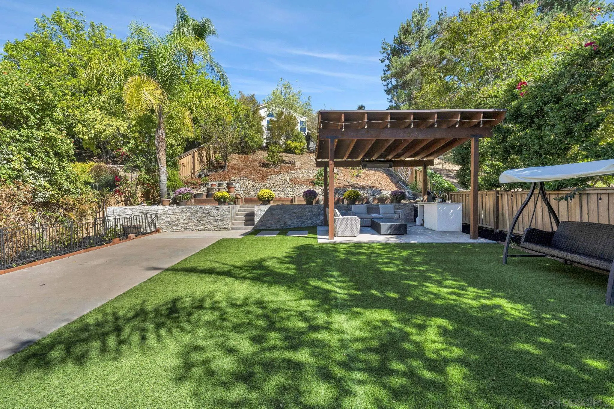 https://cdn.realtyfeed.com/cdn/127/260024996/5e95fbbf19d04cc5142d3275c66a720a.webp