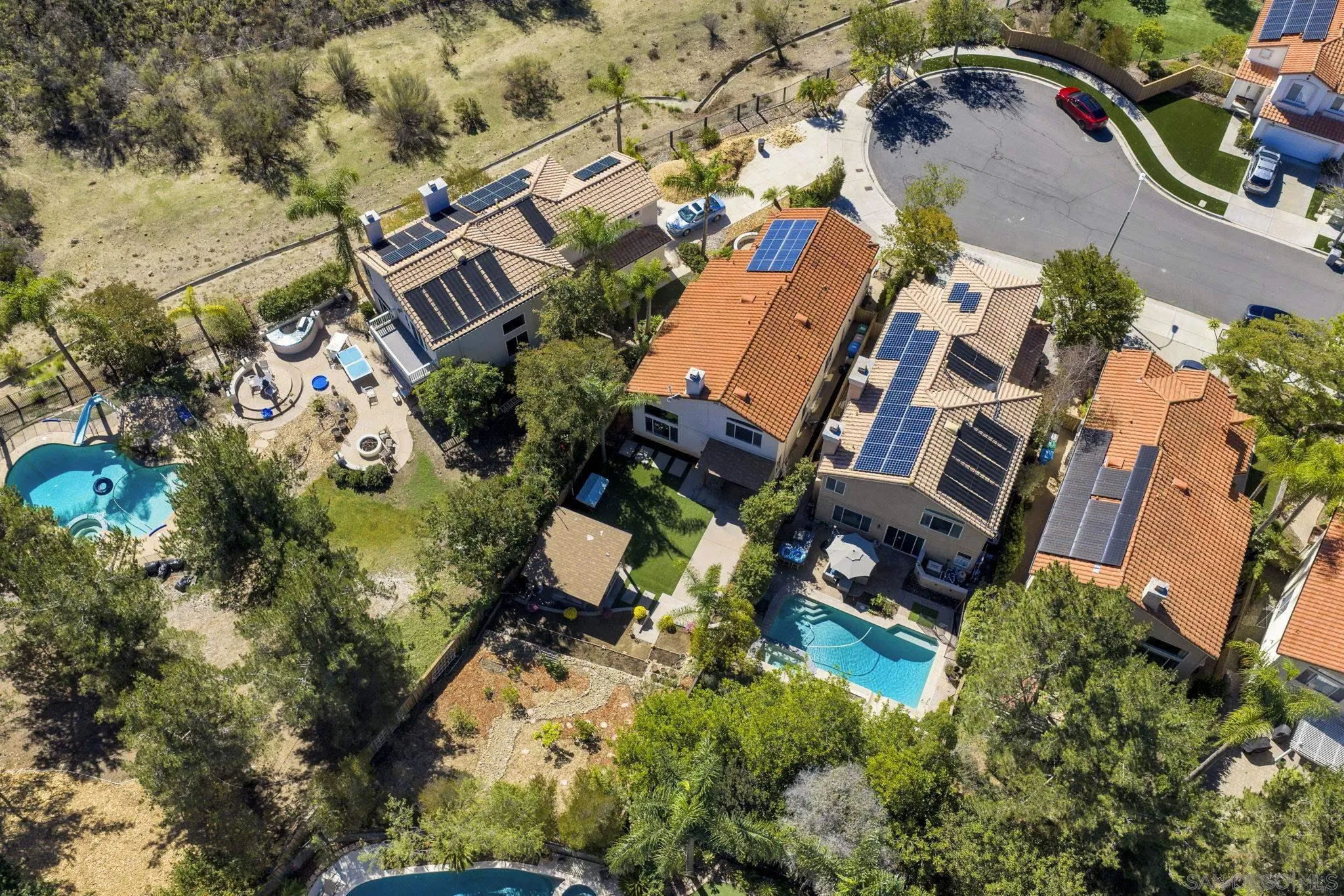 https://cdn.realtyfeed.com/cdn/127/260024996/fbd0edfa779ba6d3479dd53e1b3535b6.webp