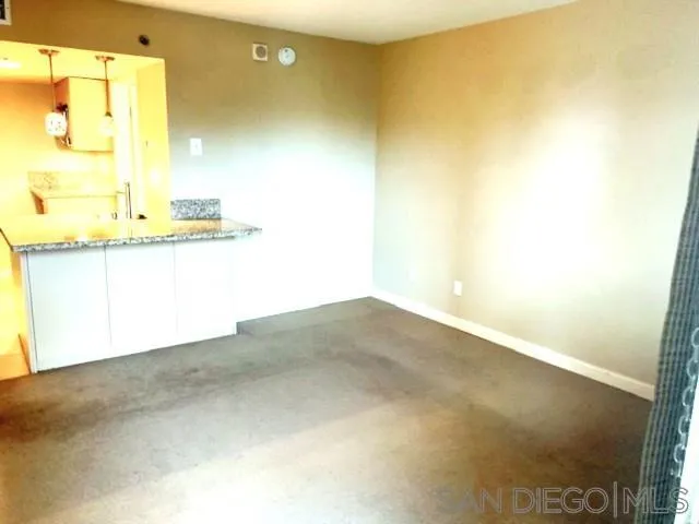 Photo #5: 2600250 Listing: Photo #5