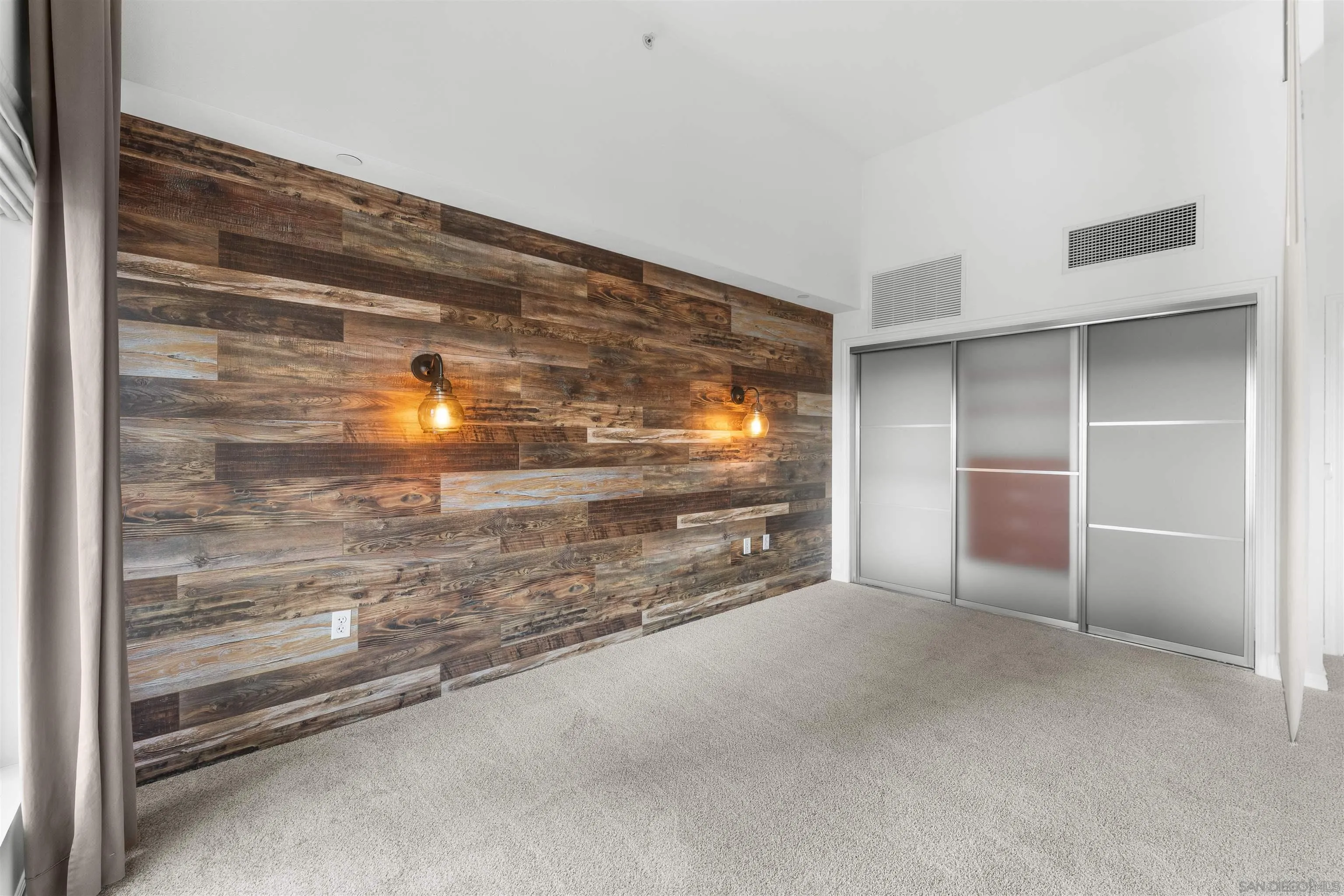https://cdn.realtyfeed.com/cdn/127/260025002/18d16598a88f178afcf5ea79a06ff4c3.webp