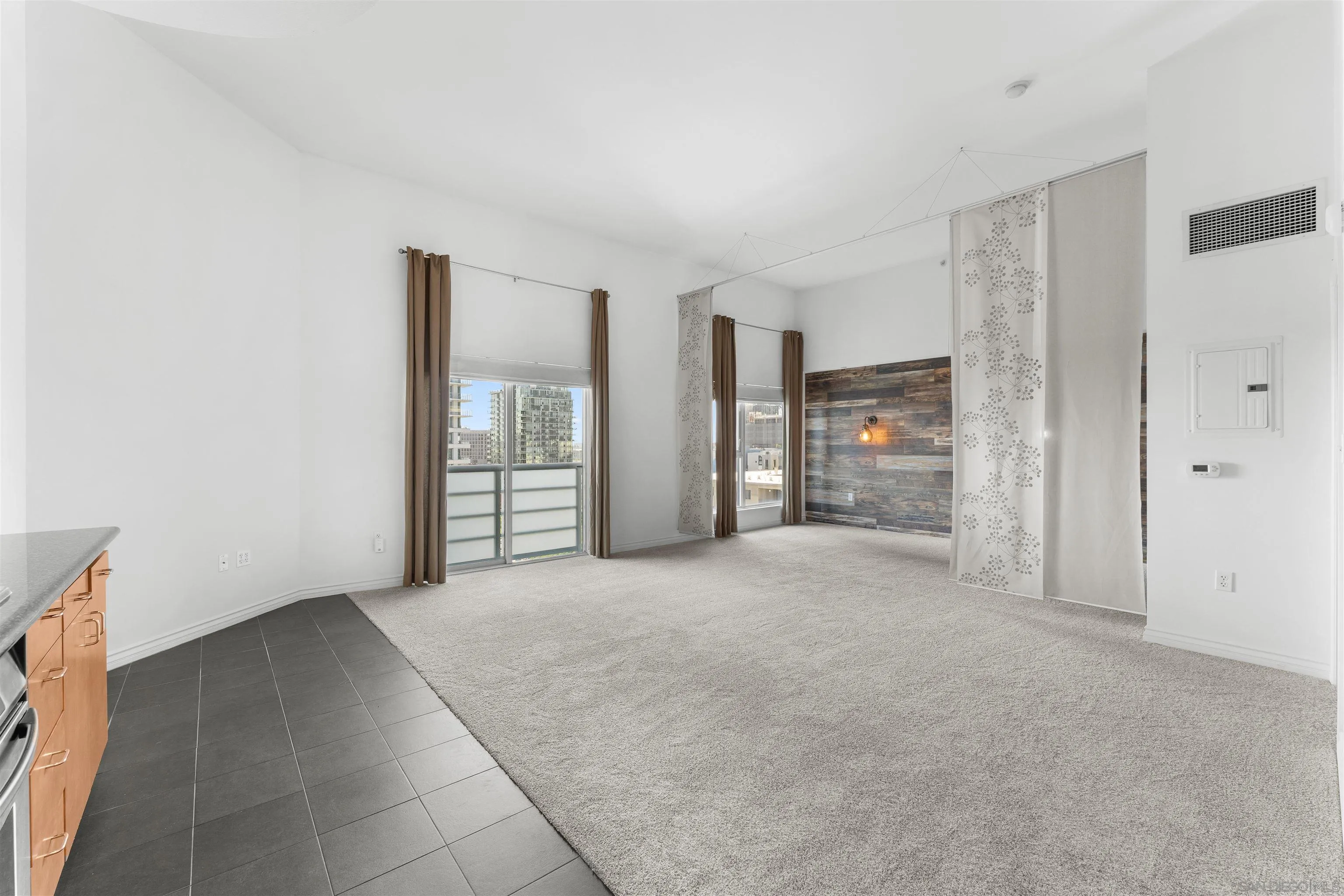 https://cdn.realtyfeed.com/cdn/127/260025002/4b6d2ace58c12d321c7a393983a61b03.webp