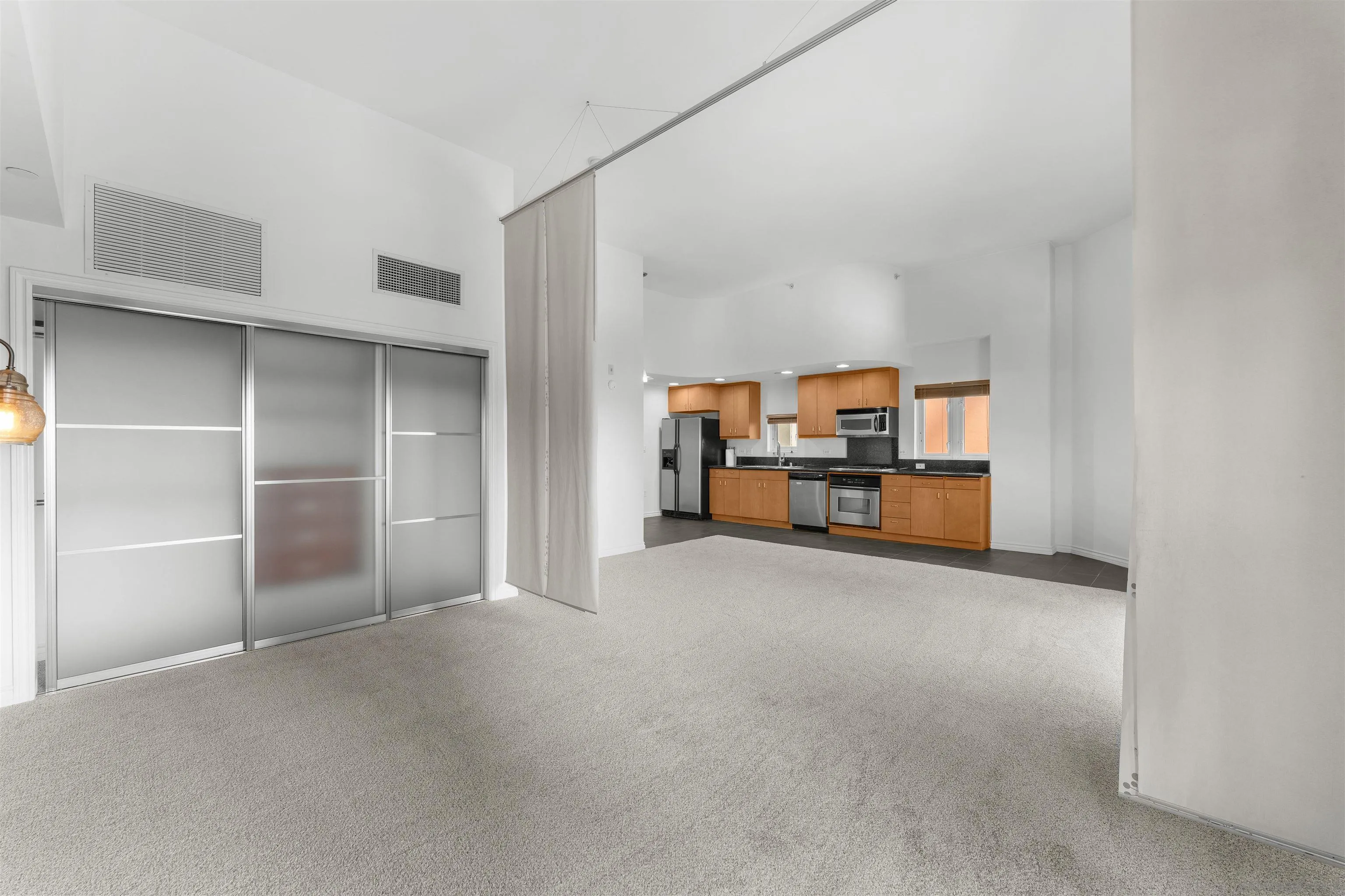 https://cdn.realtyfeed.com/cdn/127/260025002/61fbe7ed5f5839c01f31aa46593bd76a.webp