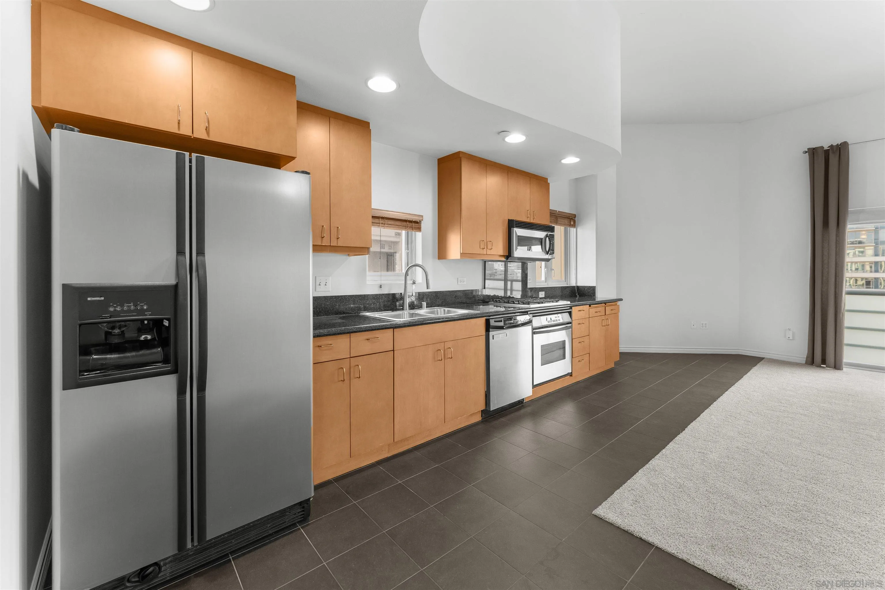 https://cdn.realtyfeed.com/cdn/127/260025002/71b2d009e8e413a48231f28e7f5d47d1.webp