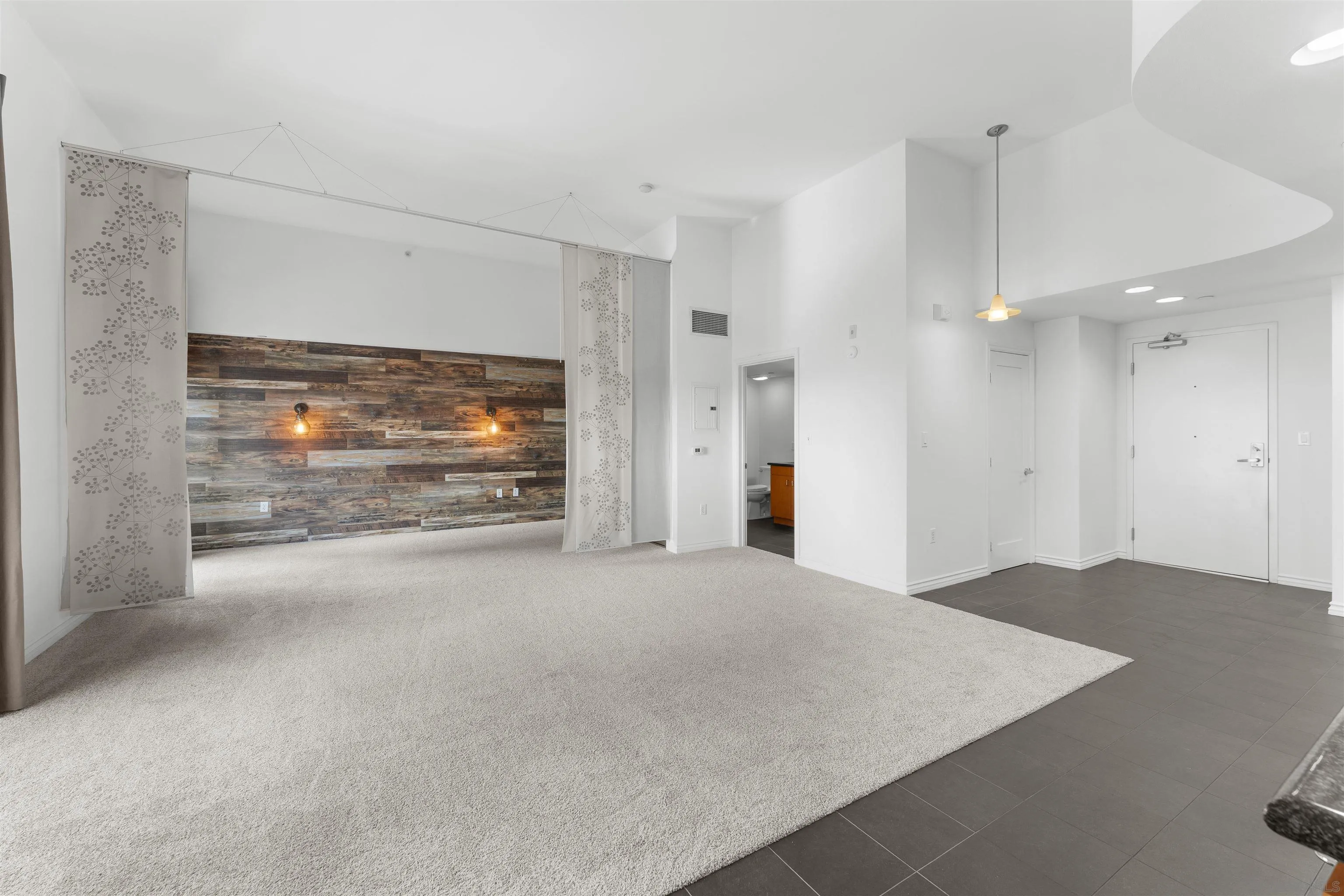 https://cdn.realtyfeed.com/cdn/127/260025002/c44586d32fa3281584aac7b549e2de16.webp