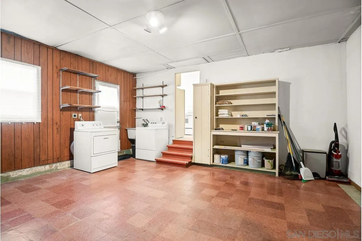 https://cdn.realtyfeed.com/cdn/127/260025008/832f336588f52cba073b704b297d4f2f.webp