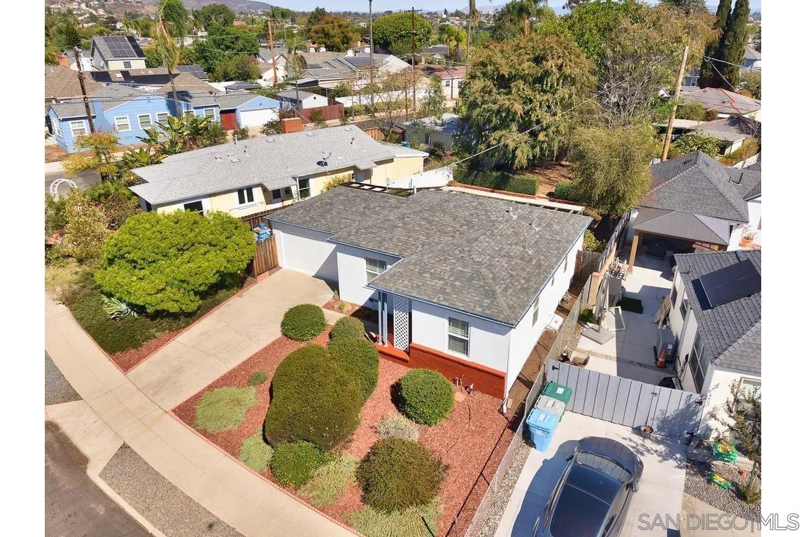 https://cdn.realtyfeed.com/cdn/127/260025008/a90caafe7f87a20b7ad5dc9c0ffc93fb.webp