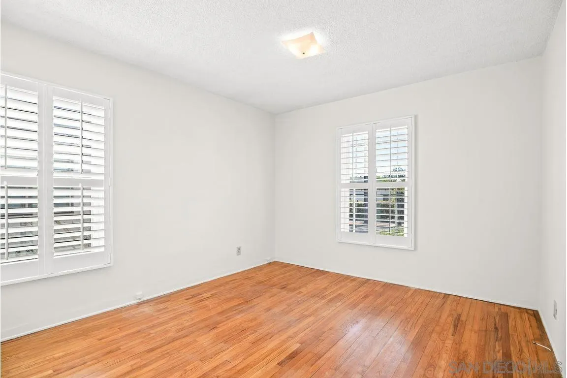 https://cdn.realtyfeed.com/cdn/127/260025008/fe95a15ddb3c0bf66c00553d27ebbef5.webp