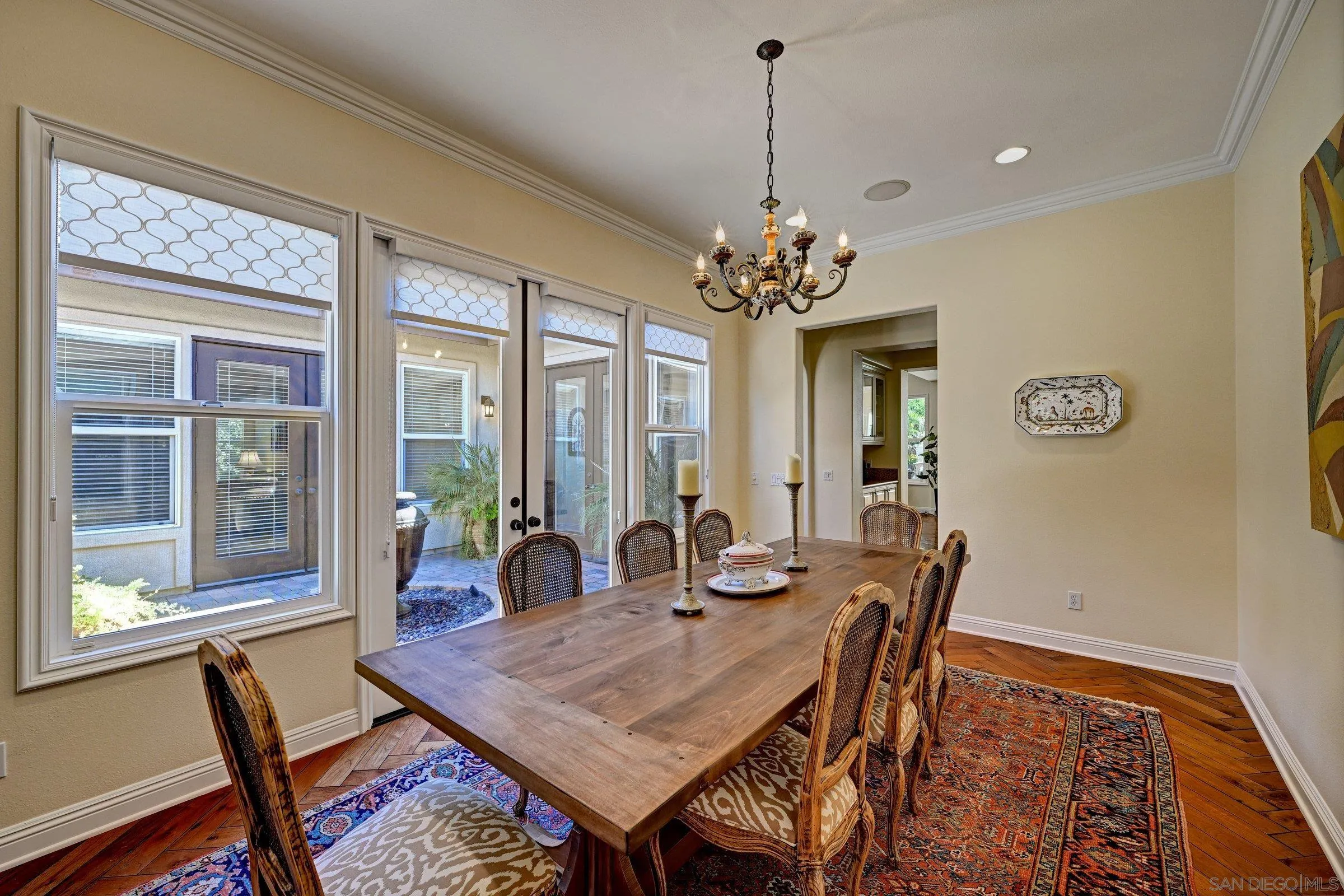 https://cdn.realtyfeed.com/cdn/127/260025010/26e294175bdd26d4c98bf33ade1ba315.webp