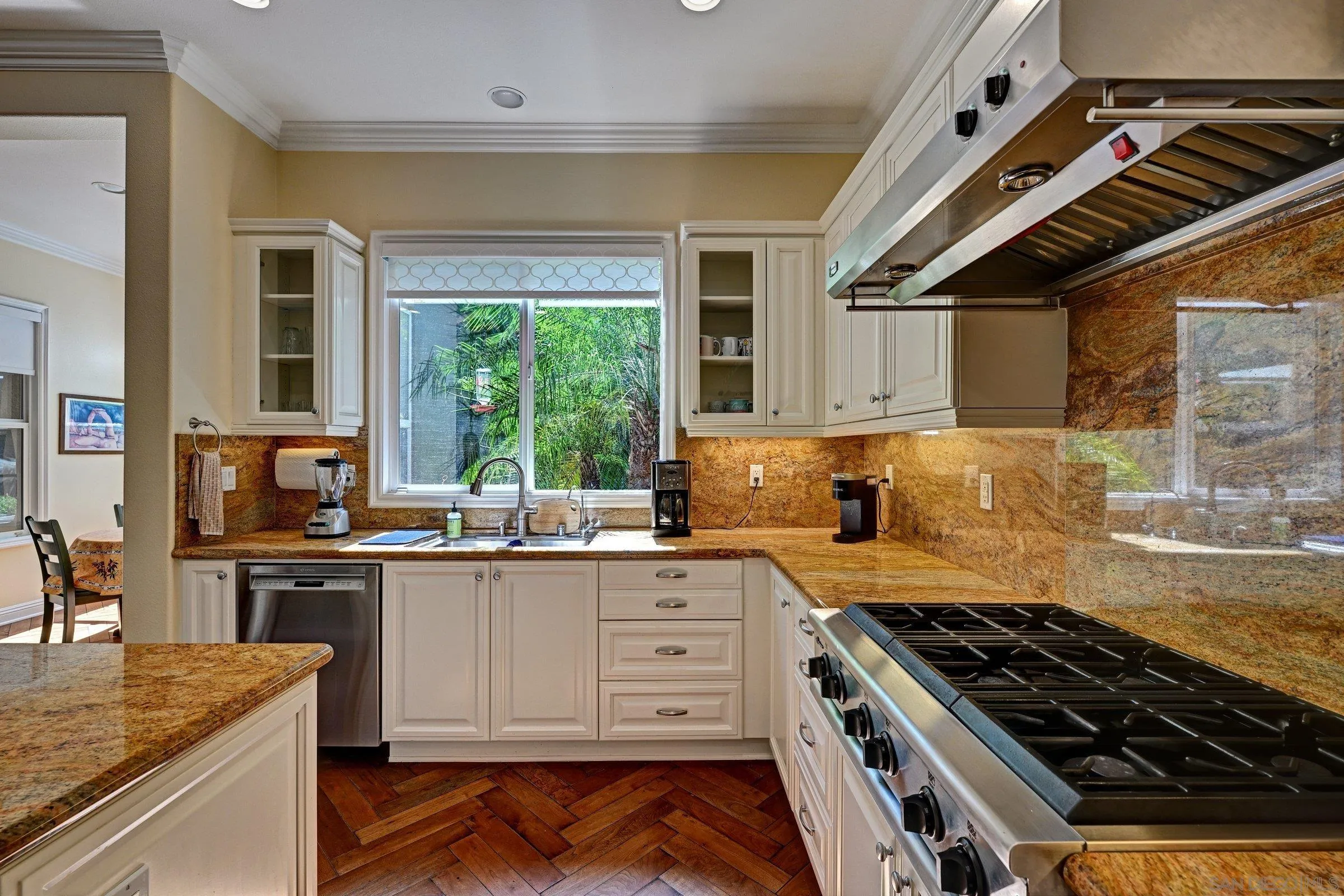 https://cdn.realtyfeed.com/cdn/127/260025010/2c1c7716e1b879792fe9cfdf39ec9fc7.webp