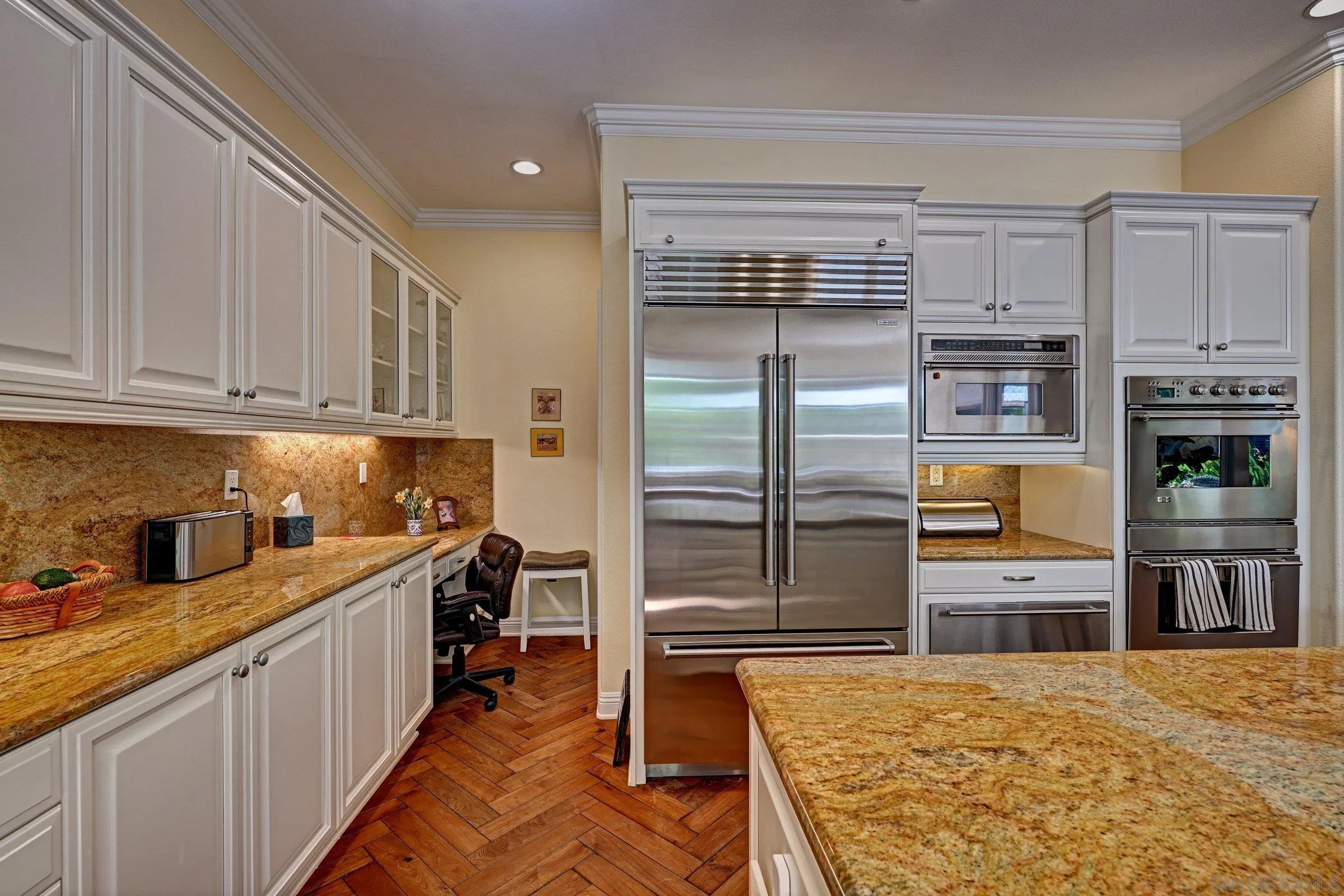https://cdn.realtyfeed.com/cdn/127/260025010/5c7ea6f60e36d01202a9fda18ac26eec.webp