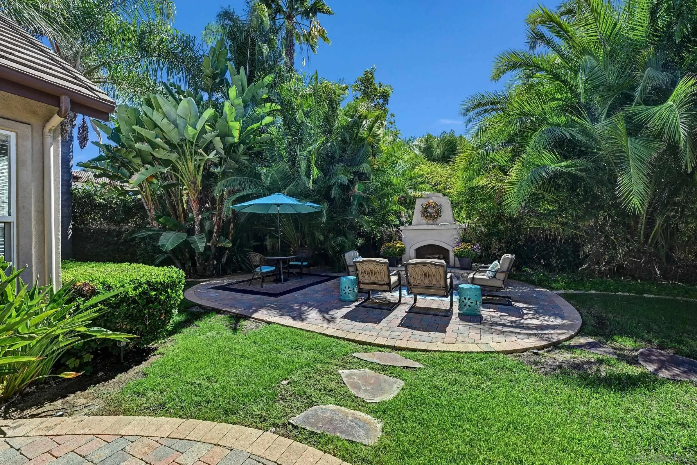 https://cdn.realtyfeed.com/cdn/127/260025010/6e9a456f6912c41580dd13f07c68566f.webp