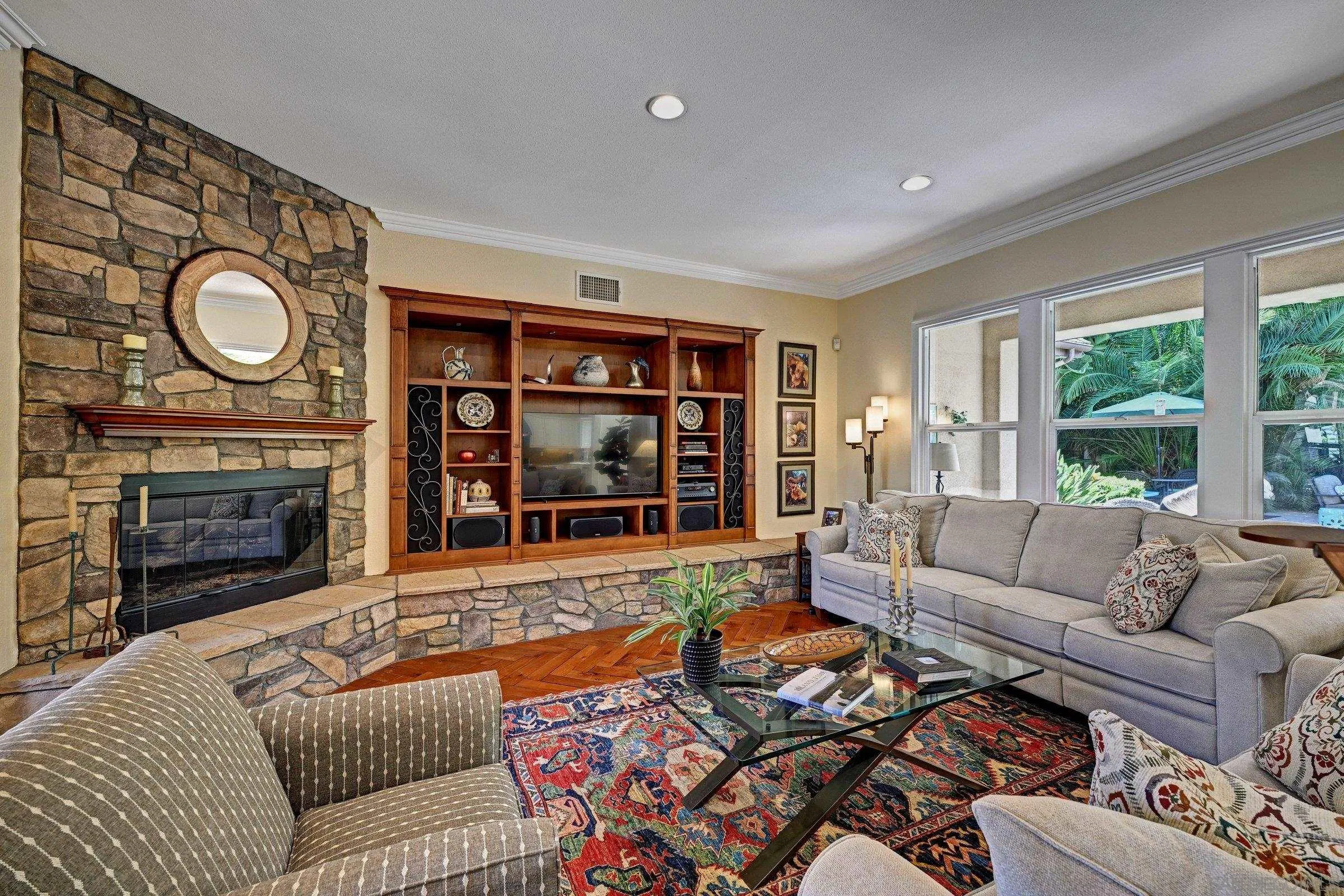 https://cdn.realtyfeed.com/cdn/127/260025010/bc4f933a357e0263c77a160ef8a4ae07.webp