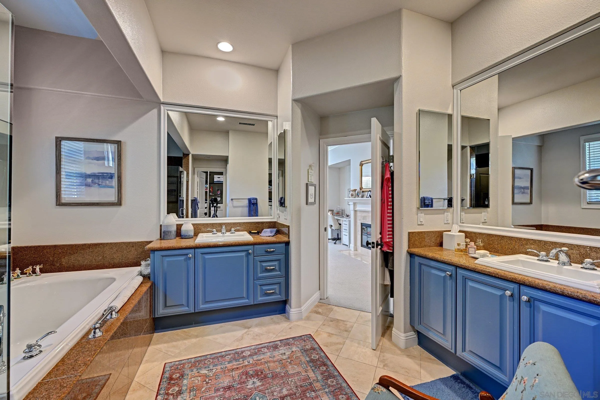 https://cdn.realtyfeed.com/cdn/127/260025010/cfd77b56cbf538a6280a7013a2edfebf.webp