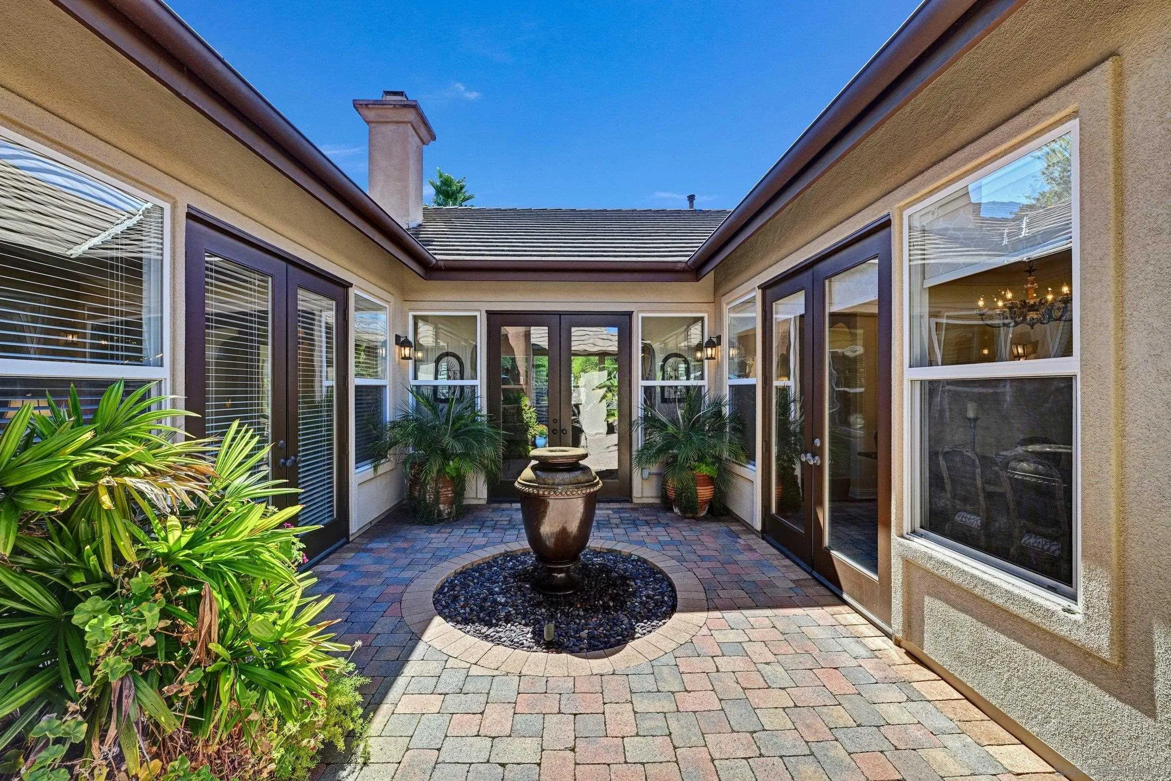 https://cdn.realtyfeed.com/cdn/127/260025010/d80de42e745747a7ec403ed3cb895e07.webp