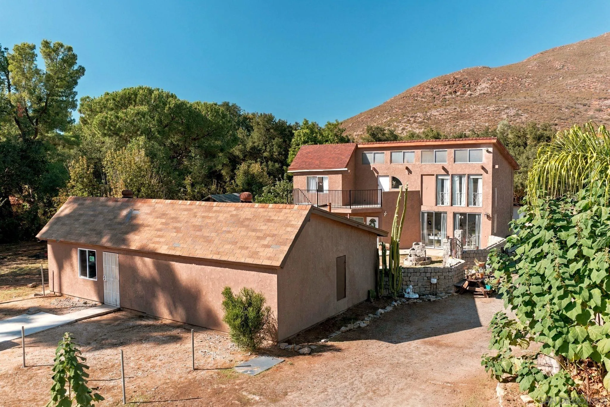 https://cdn.realtyfeed.com/cdn/127/260025012/d7c0fc1571a1fb84d5693efefd9a0c87.webp