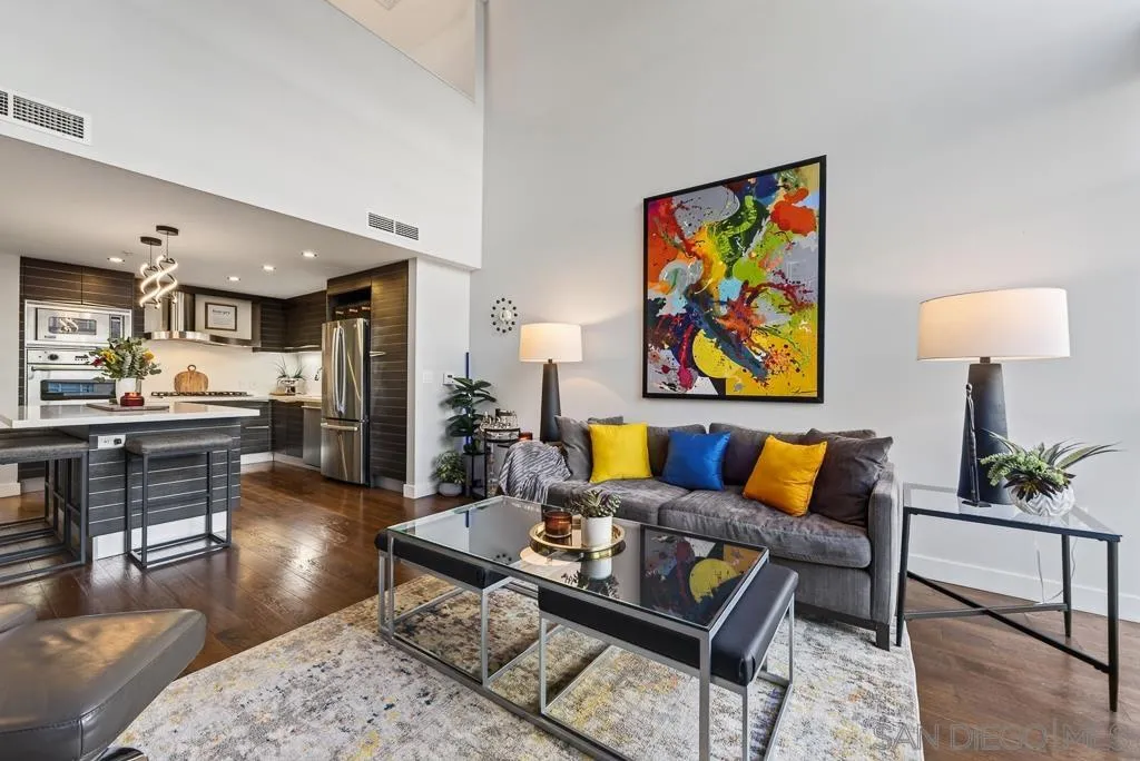 https://cdn.realtyfeed.com/cdn/127/260025014/37ee76a41c3772ba2ac8c5f8ad2331d0.webp