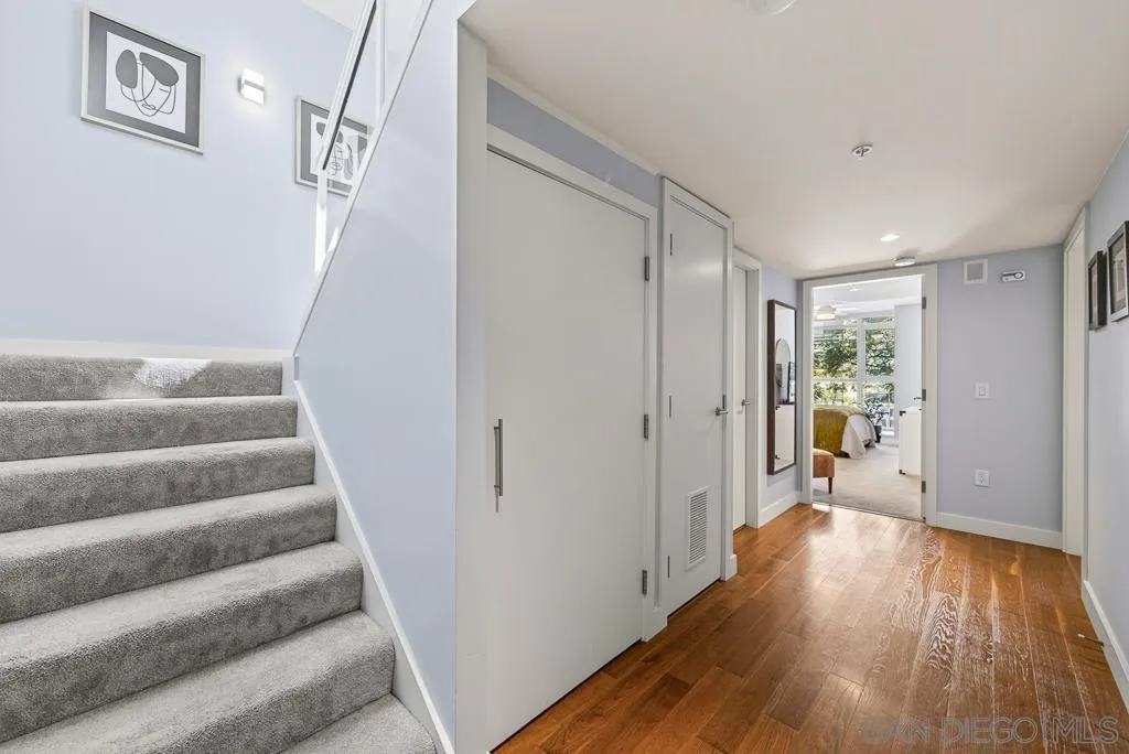 https://cdn.realtyfeed.com/cdn/127/260025014/6c97a81f9c8720cb2b622ed2d1a2ac32.webp