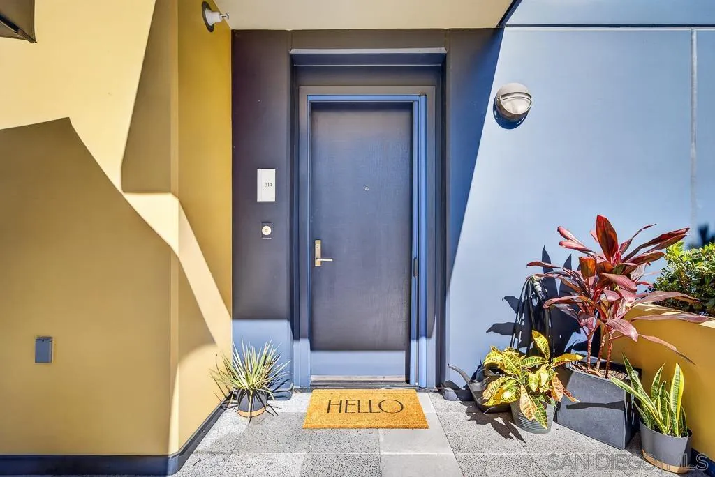 https://cdn.realtyfeed.com/cdn/127/260025014/c0b0b37dda076ca41b1fe99473ee055c.webp