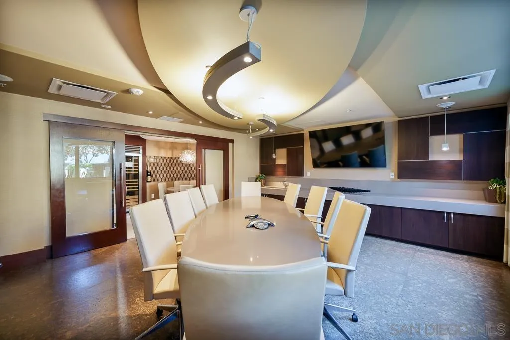 https://cdn.realtyfeed.com/cdn/127/260025014/ce239e978609205b182ef2f6cc4a796c.webp