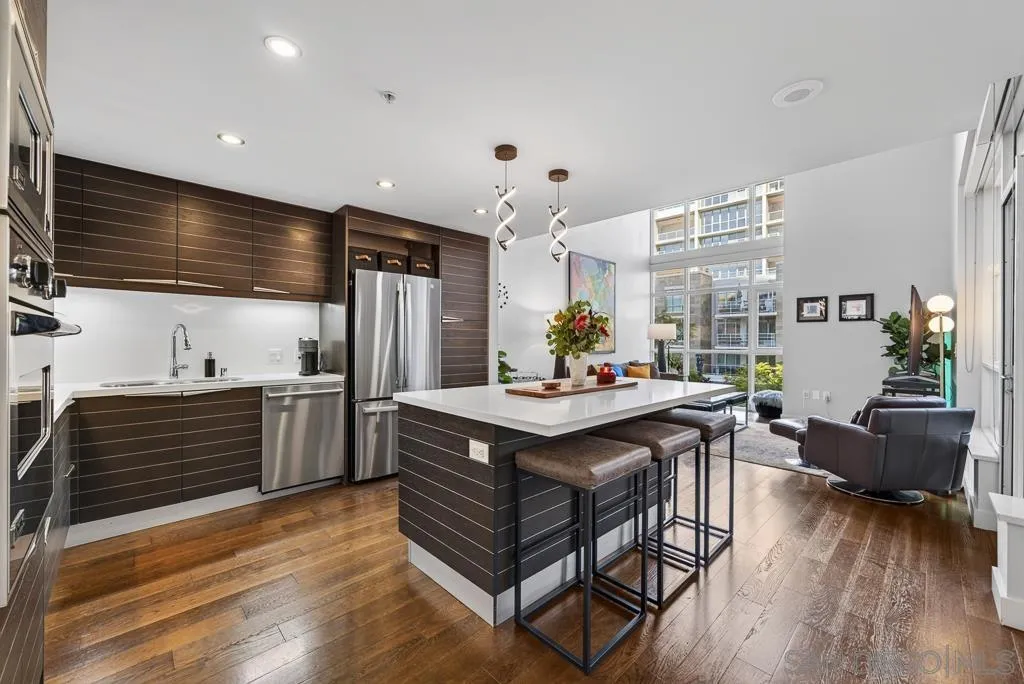 https://cdn.realtyfeed.com/cdn/127/260025014/d4de94334d0c2db517a2c717107ba20c.webp
