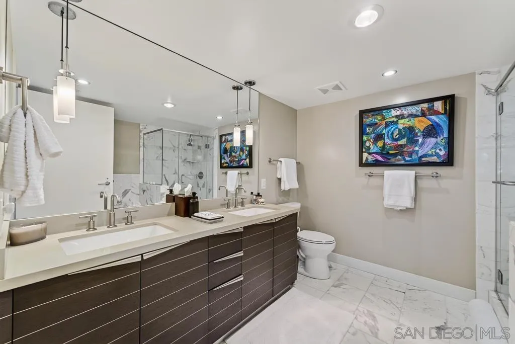 https://cdn.realtyfeed.com/cdn/127/260025014/df2ff6ec57c1257cc7c808575c21051b.webp
