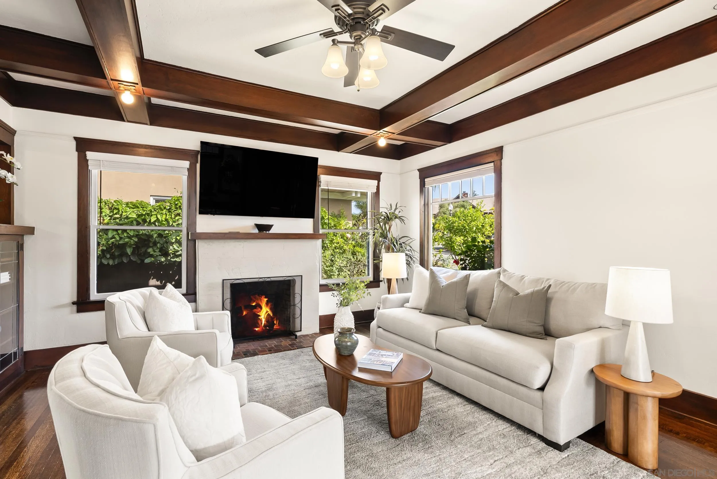 https://cdn.realtyfeed.com/cdn/127/260025015/497f3f261f3d916c0b6c013dcde3a977.webp