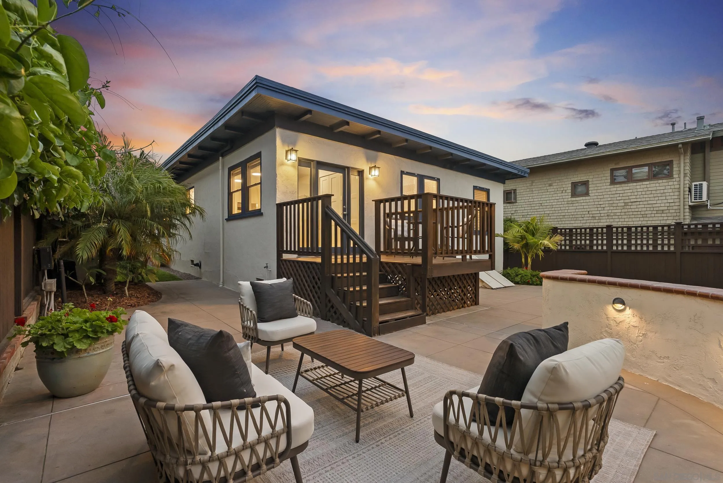 https://cdn.realtyfeed.com/cdn/127/260025015/8642e603977254c74e9a1cec7278f671.webp