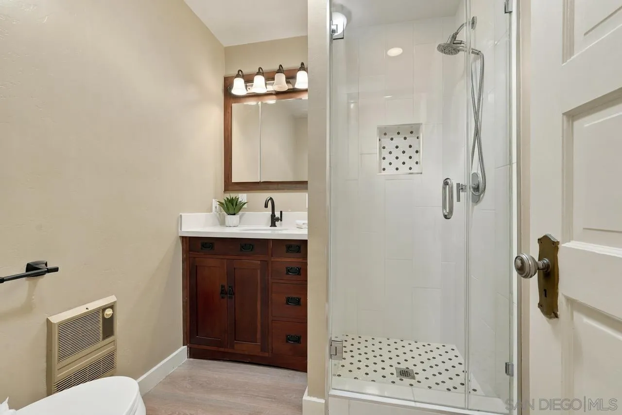 https://cdn.realtyfeed.com/cdn/127/260025015/bb38c900064b57ad604d3fc2e0c27f88.webp
