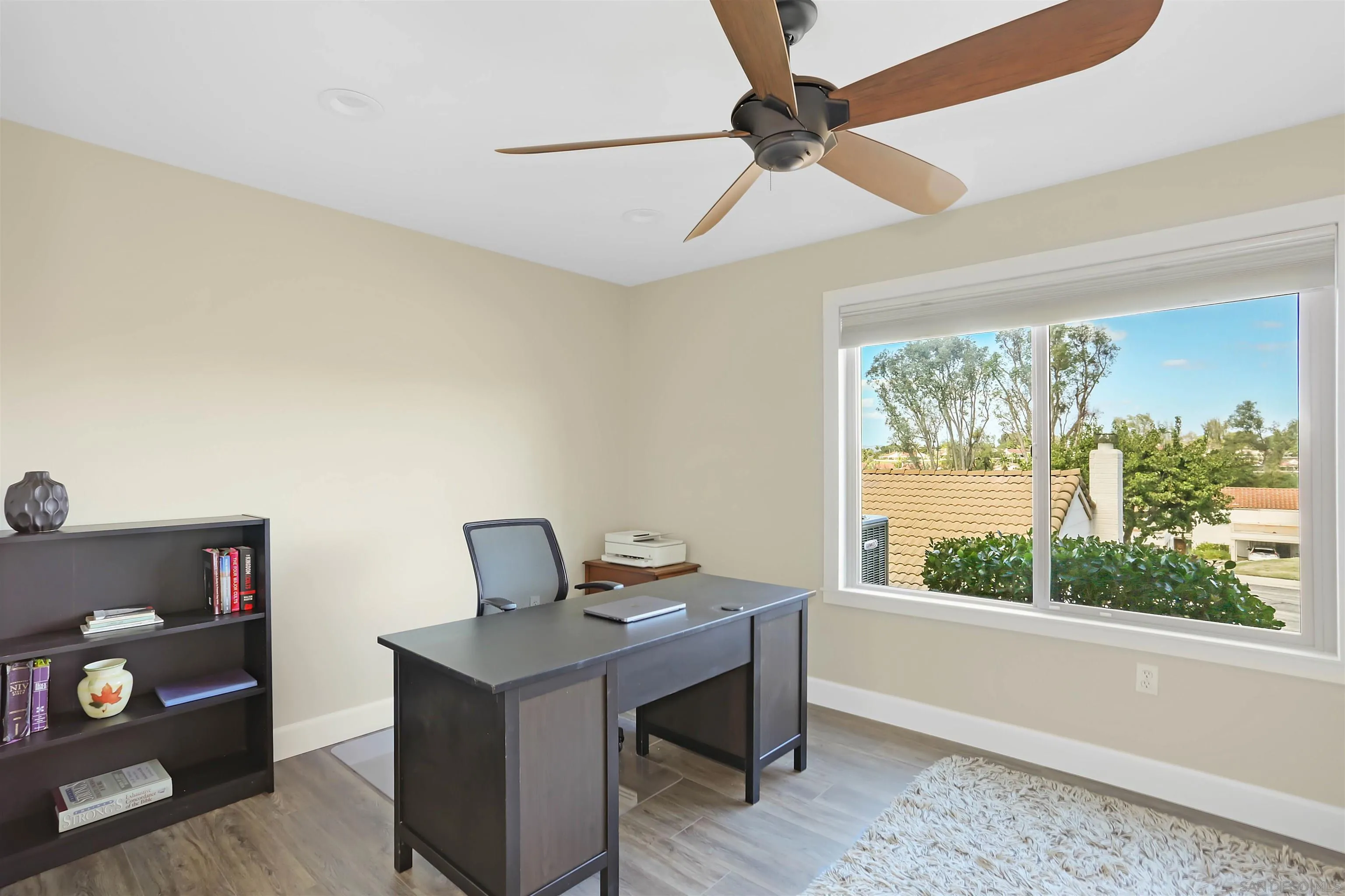 https://cdn.realtyfeed.com/cdn/127/260025016/708de9307d406e6efce21bcf7abc853d.webp