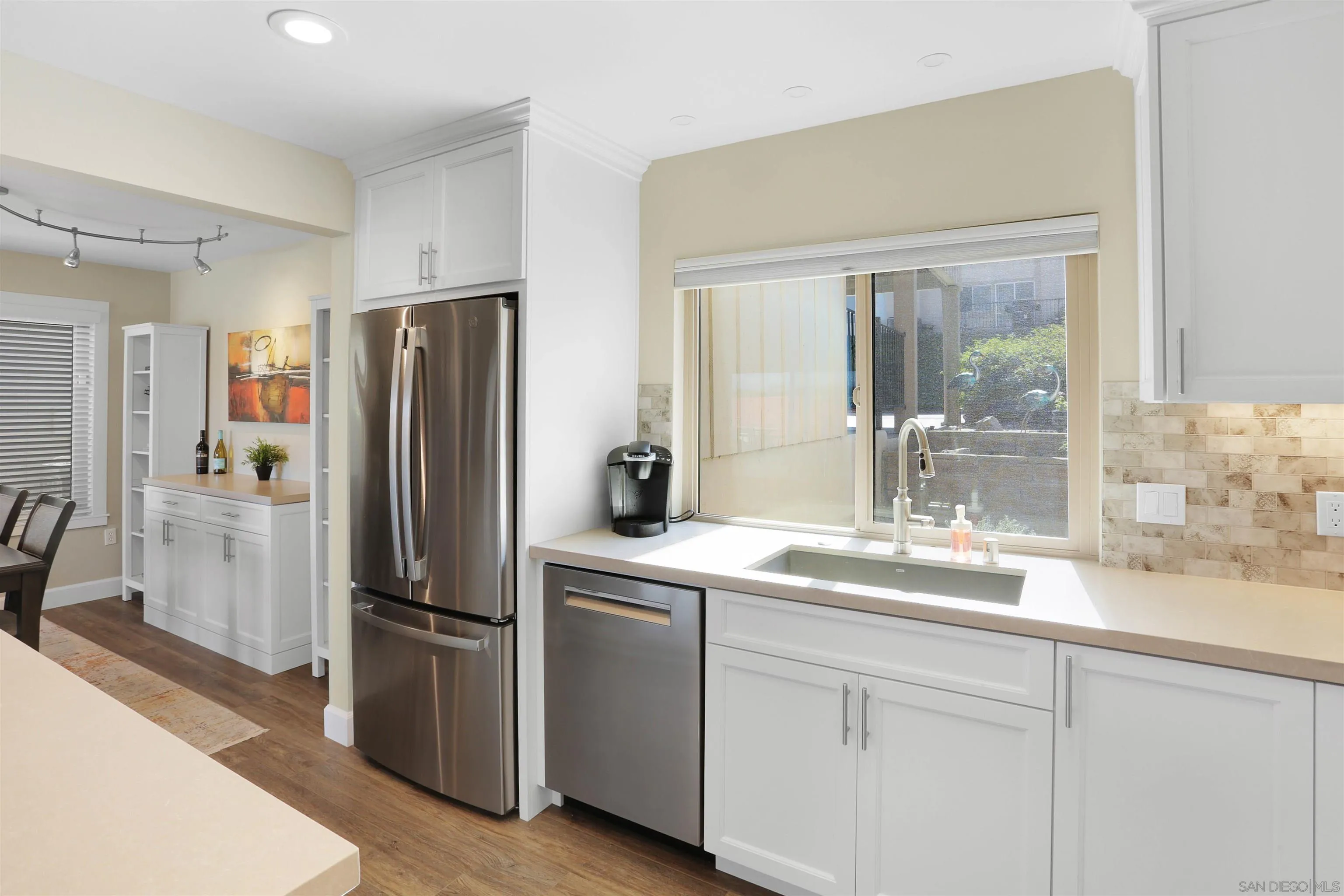 https://cdn.realtyfeed.com/cdn/127/260025016/e931a6ff22a25de1a9632eda2b02428e.webp