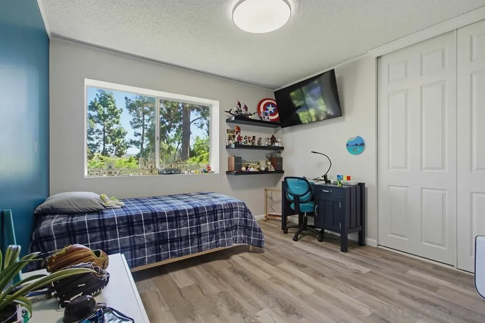 834 Cole Ranch Rd., Encinitas, CA 92024 834 Cole Ranch Rd., Encinitas, CA 92024