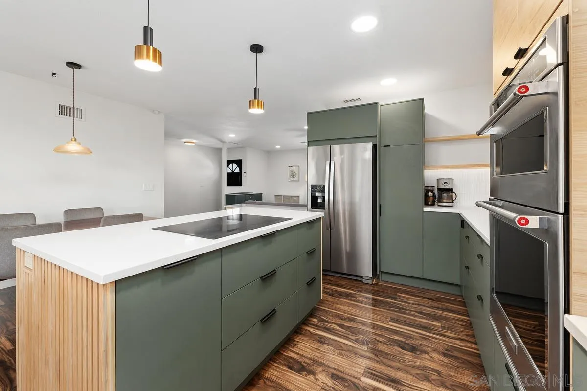 https://cdn.realtyfeed.com/cdn/127/260025018/0a4525a6c5c98abd52d3b315ea96de3b.webp