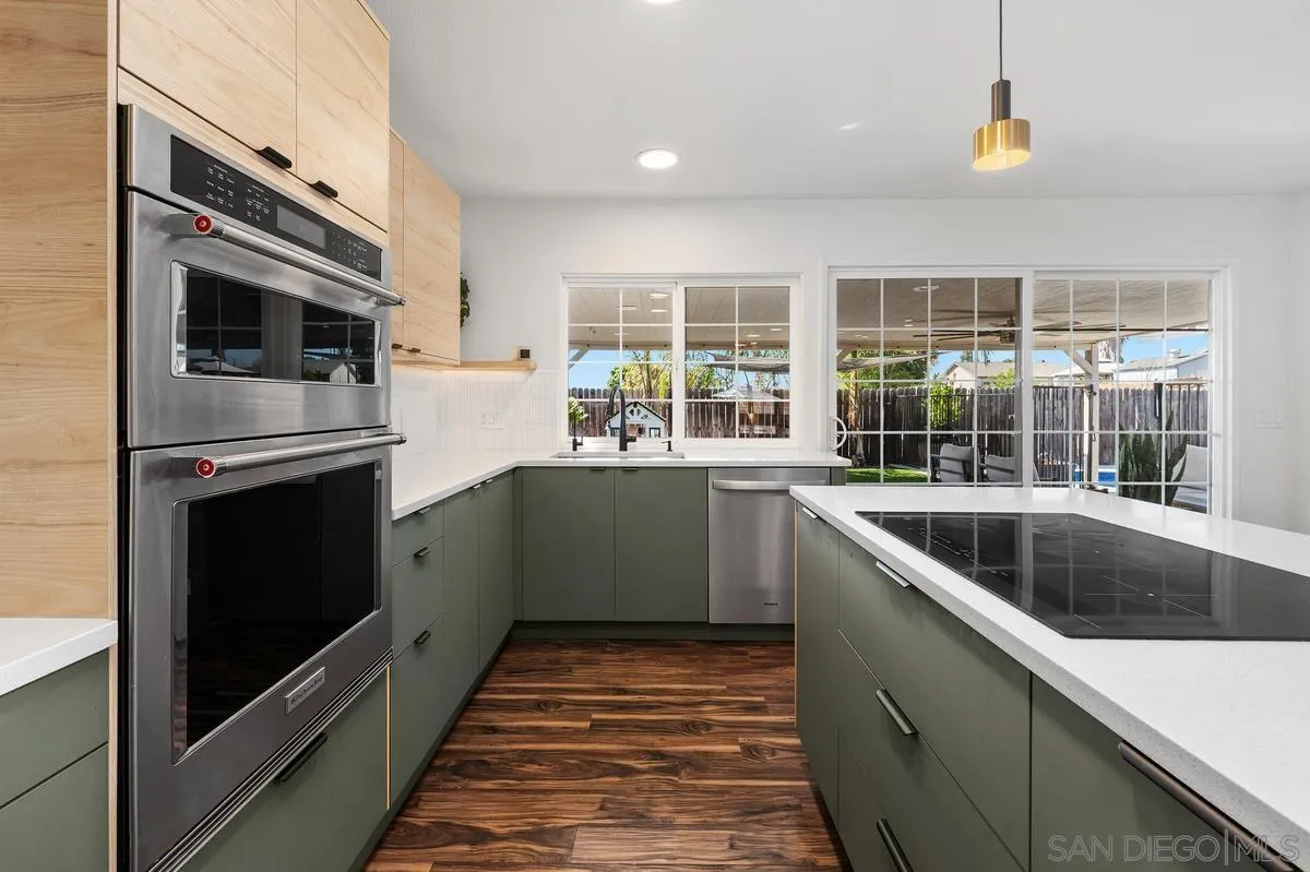 https://cdn.realtyfeed.com/cdn/127/260025018/28e69360ff8ad28c96029845972b8927.webp