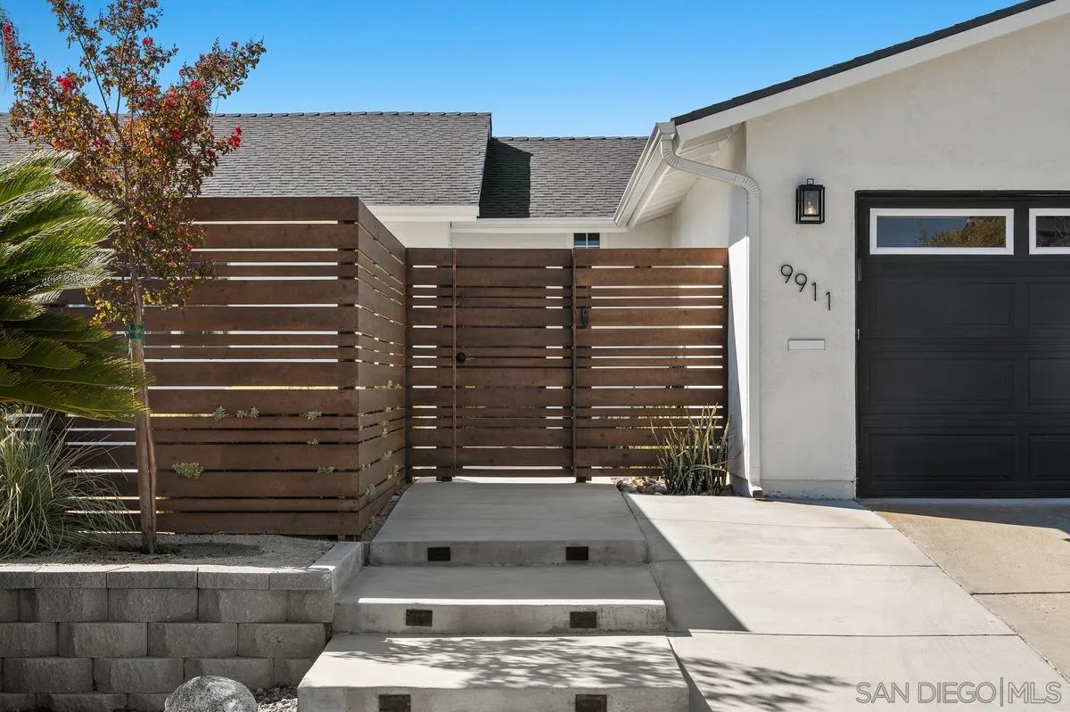 https://cdn.realtyfeed.com/cdn/127/260025018/d318dfc0e08bf3c110c825e180282c2a.webp