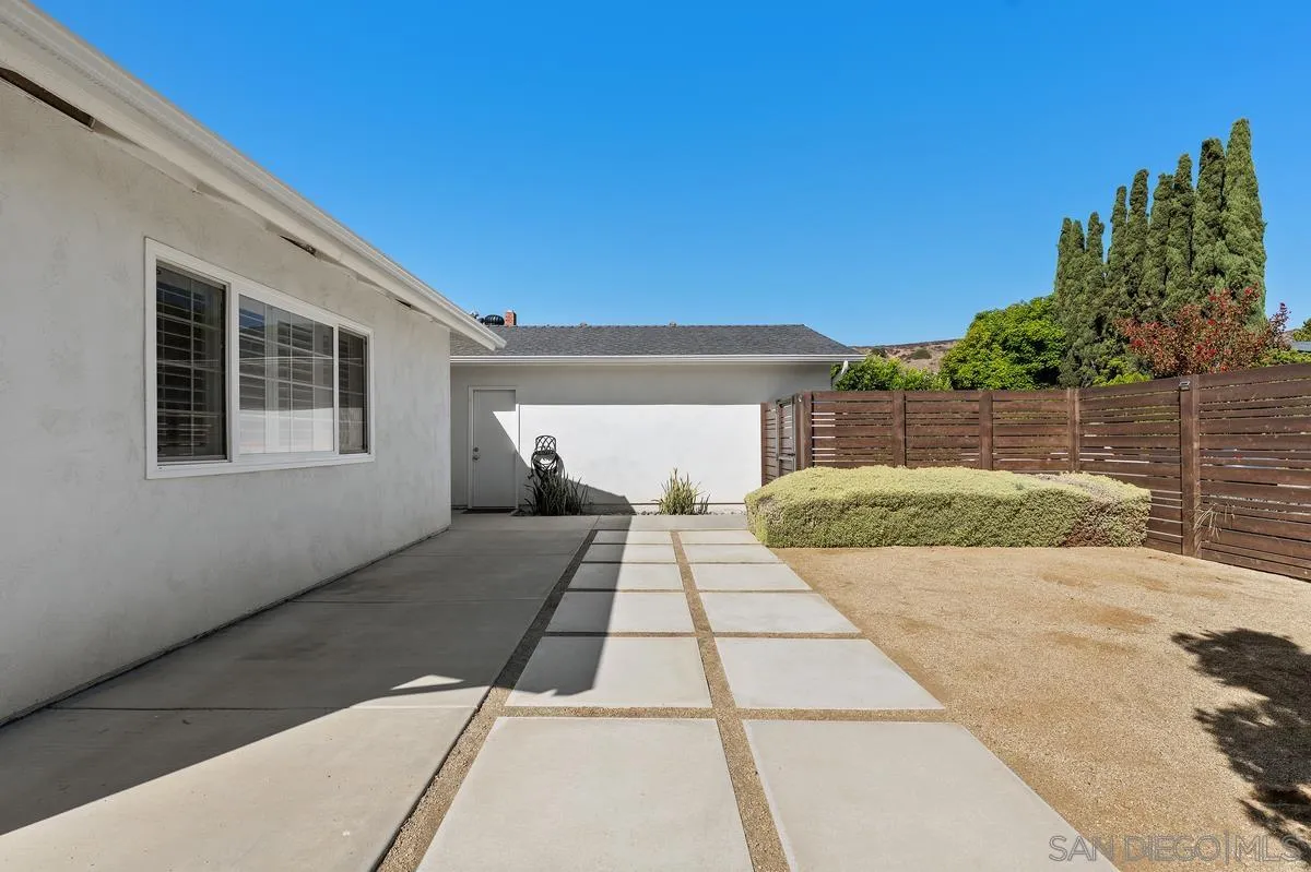 https://cdn.realtyfeed.com/cdn/127/260025018/f817277ff7c2f9ccb65e4eed707590a5.webp