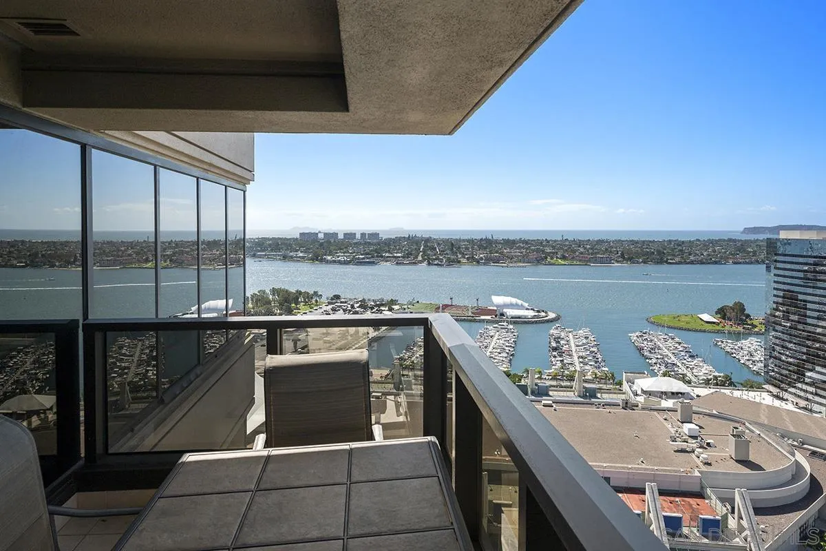 https://cdn.realtyfeed.com/cdn/127/260025019/2447d2746608aa96096c24fd10515b29.webp