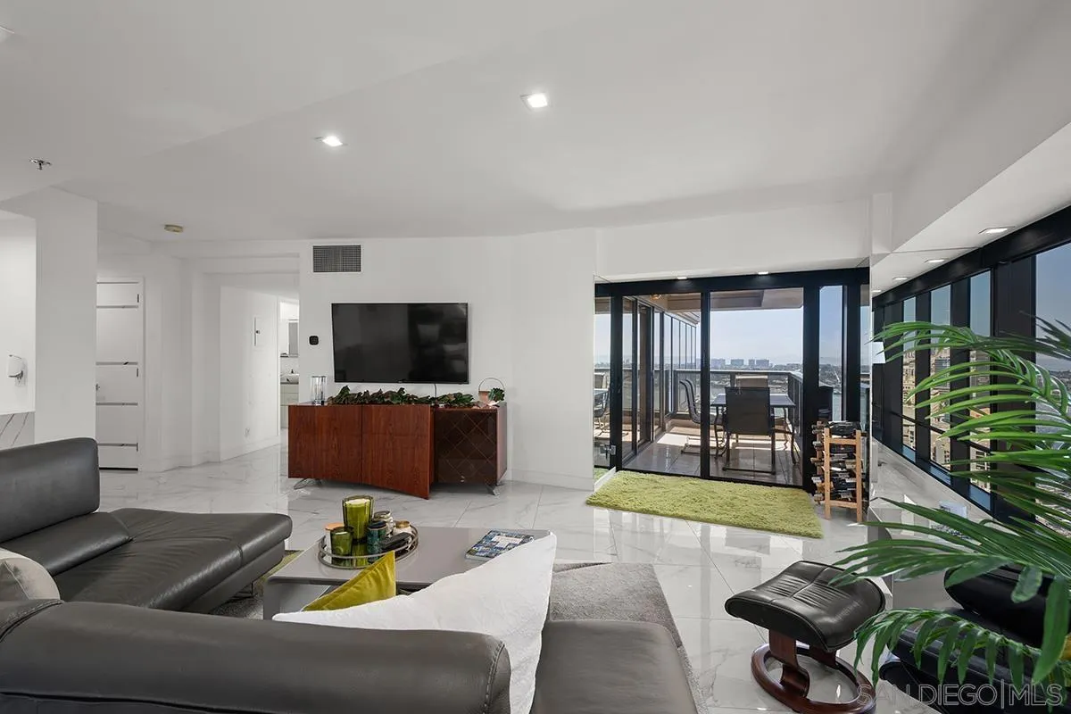https://cdn.realtyfeed.com/cdn/127/260025019/411f2069822536e925c5dc8875ceceed.webp