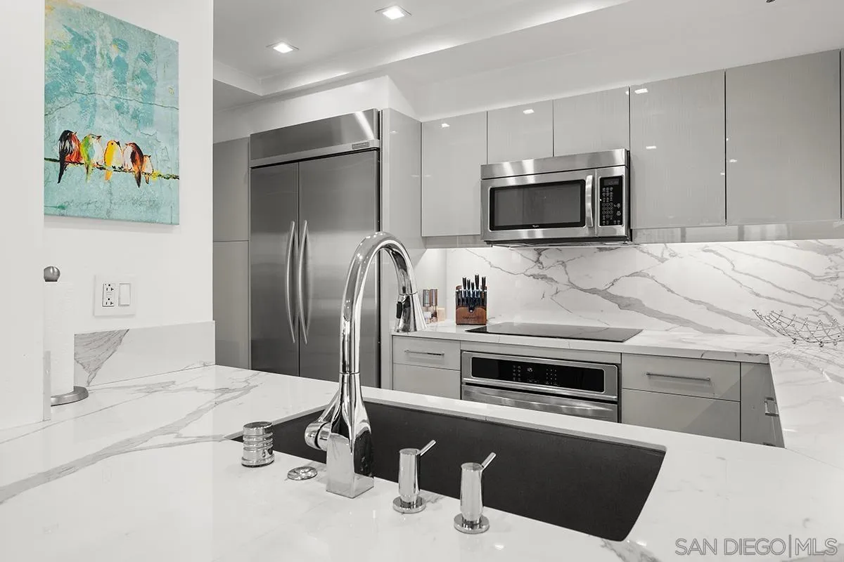 https://cdn.realtyfeed.com/cdn/127/260025019/429bcd89e03ec590ede1785f5f01c62a.webp