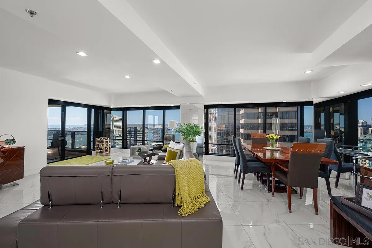 https://cdn.realtyfeed.com/cdn/127/260025019/b34c6c0b3725124c8936d49ea53b61fc.webp