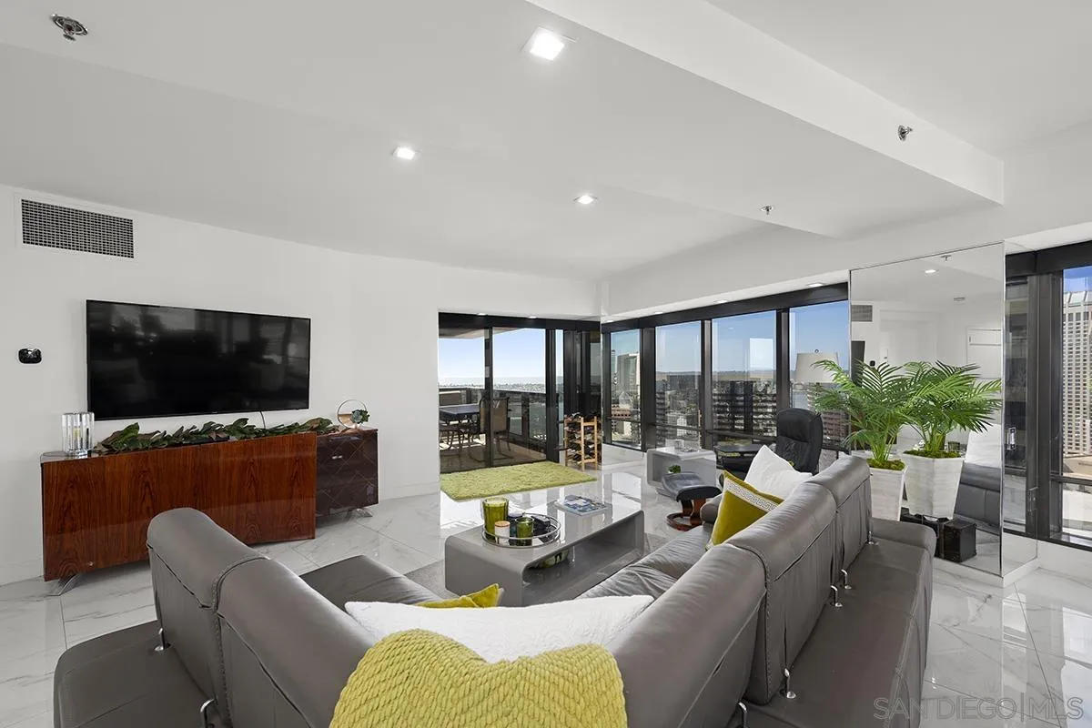 https://cdn.realtyfeed.com/cdn/127/260025019/fd875bde7ff75075d0dd94e623d3ccc9.webp
