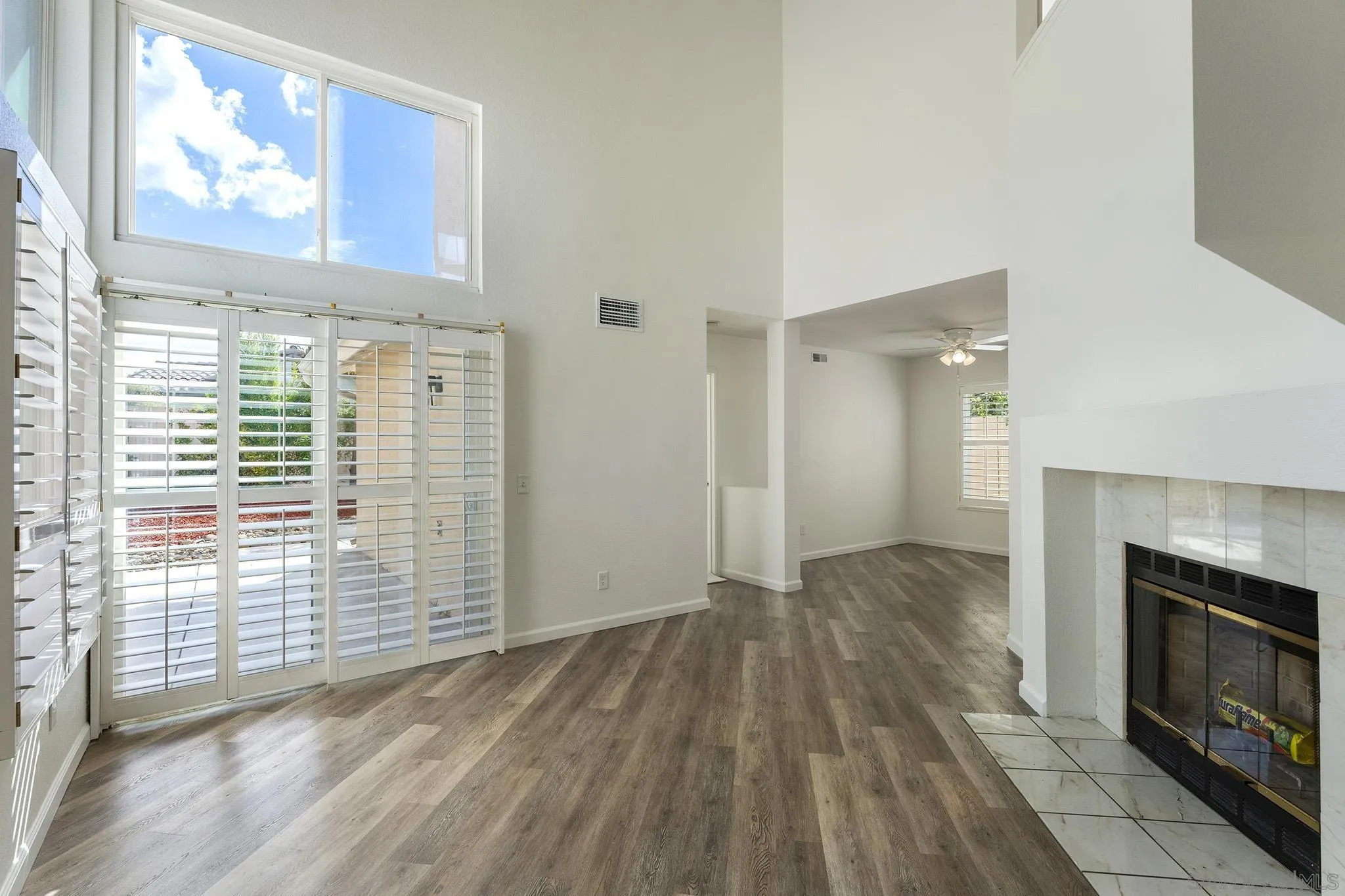 https://cdn.realtyfeed.com/cdn/127/260025024/0449b951bfa51ab60aa7dee855aa963e.webp