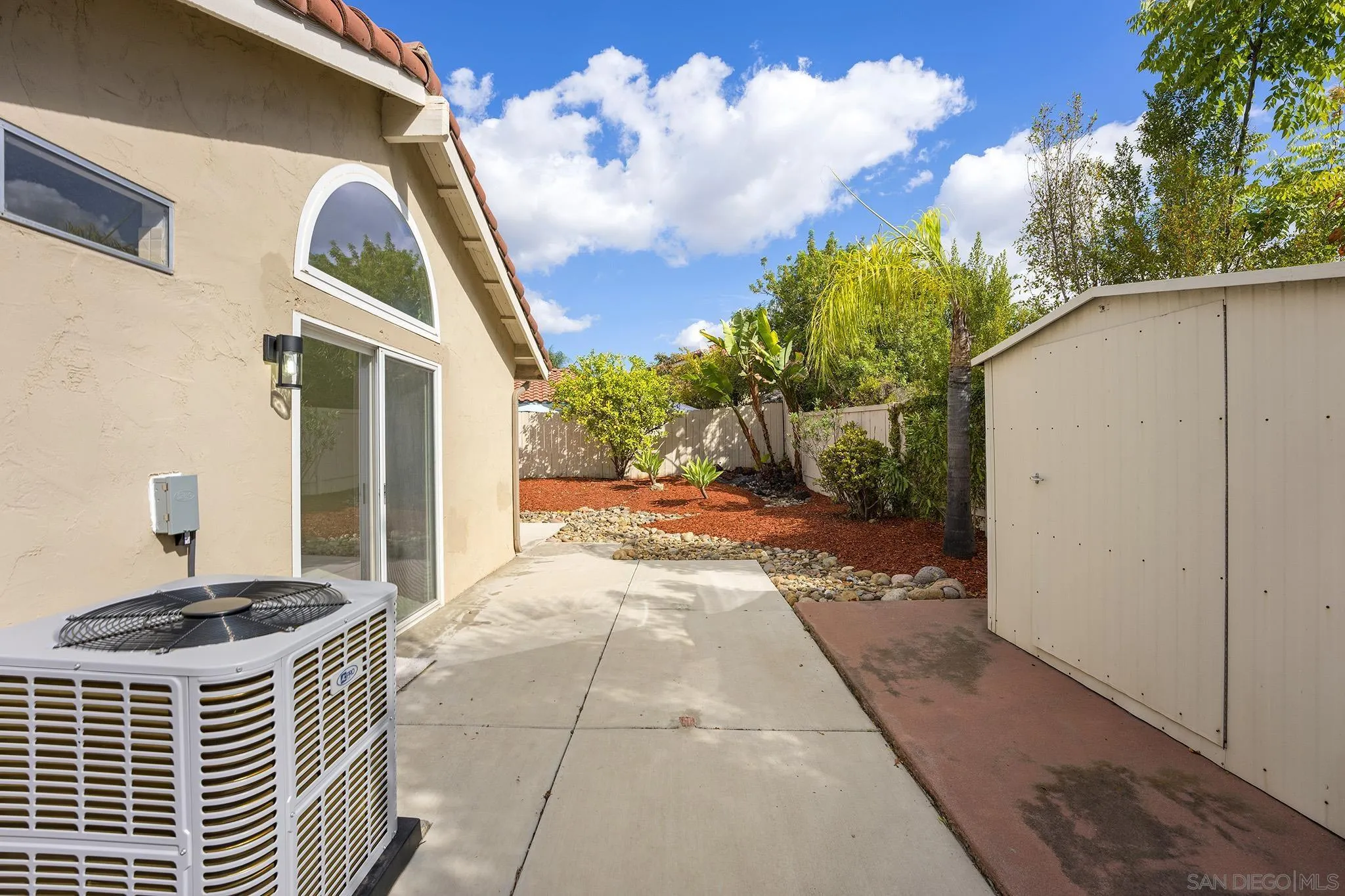https://cdn.realtyfeed.com/cdn/127/260025024/e6e06fecf9b05f9ffb946cb2c47a0227.webp