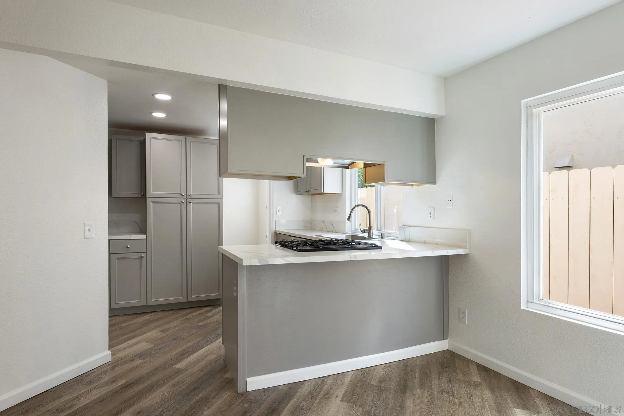 https://cdn.realtyfeed.com/cdn/127/260025024/ffebfe51d15a03ae29e5d88270eb219a.webp