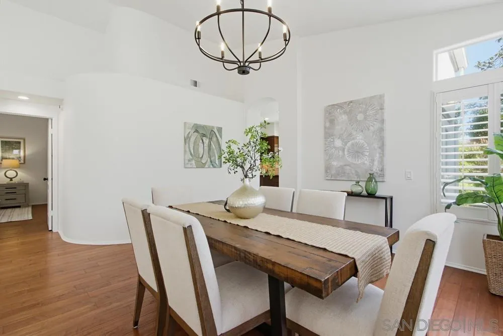 https://cdn.realtyfeed.com/cdn/127/260025025/46f65280eda49e9d3bddc38219c67004.webp